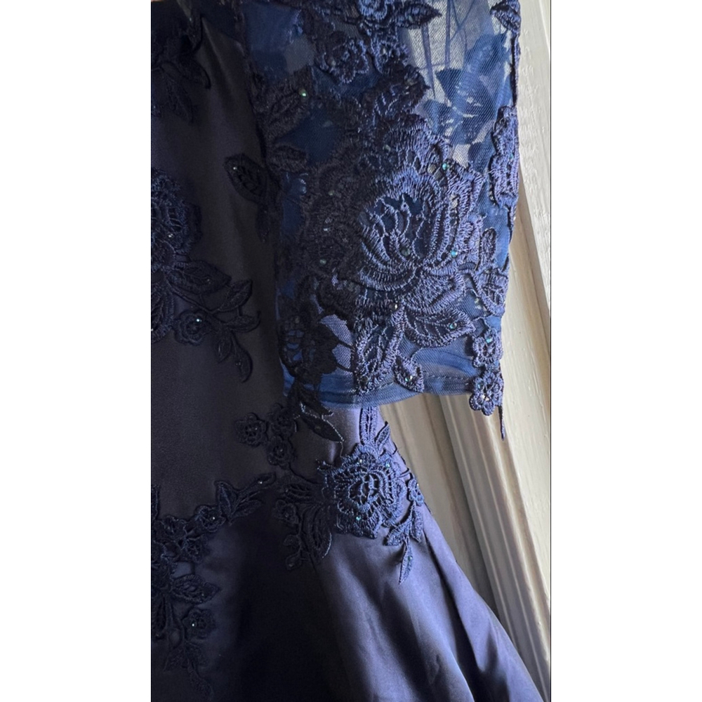 LA FEMME EVENING Navy 27988 Evening Gown SZ 8 - Picture 7 of 10
